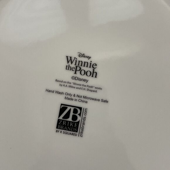 Disney Winnie the‎ Pooh & Piglet 10.5" Dinner Plate Christmas REPLACEMENT PIECE - Picture 6 of 8